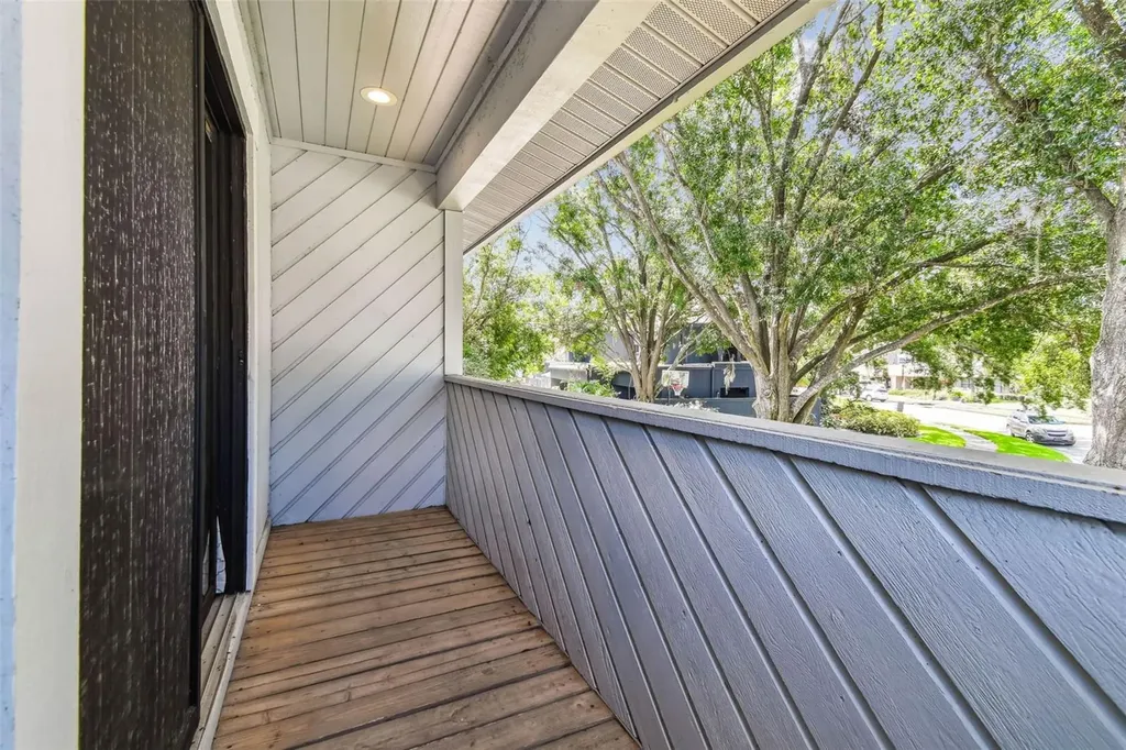 3217 Stoneybrook Lane Tampa FL 33618