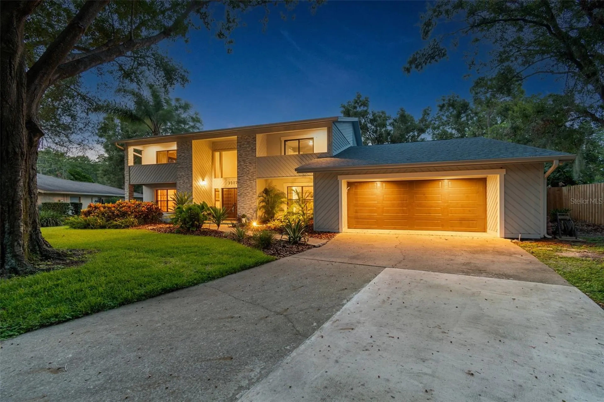 3217 Stoneybrook Lane Tampa FL 33618