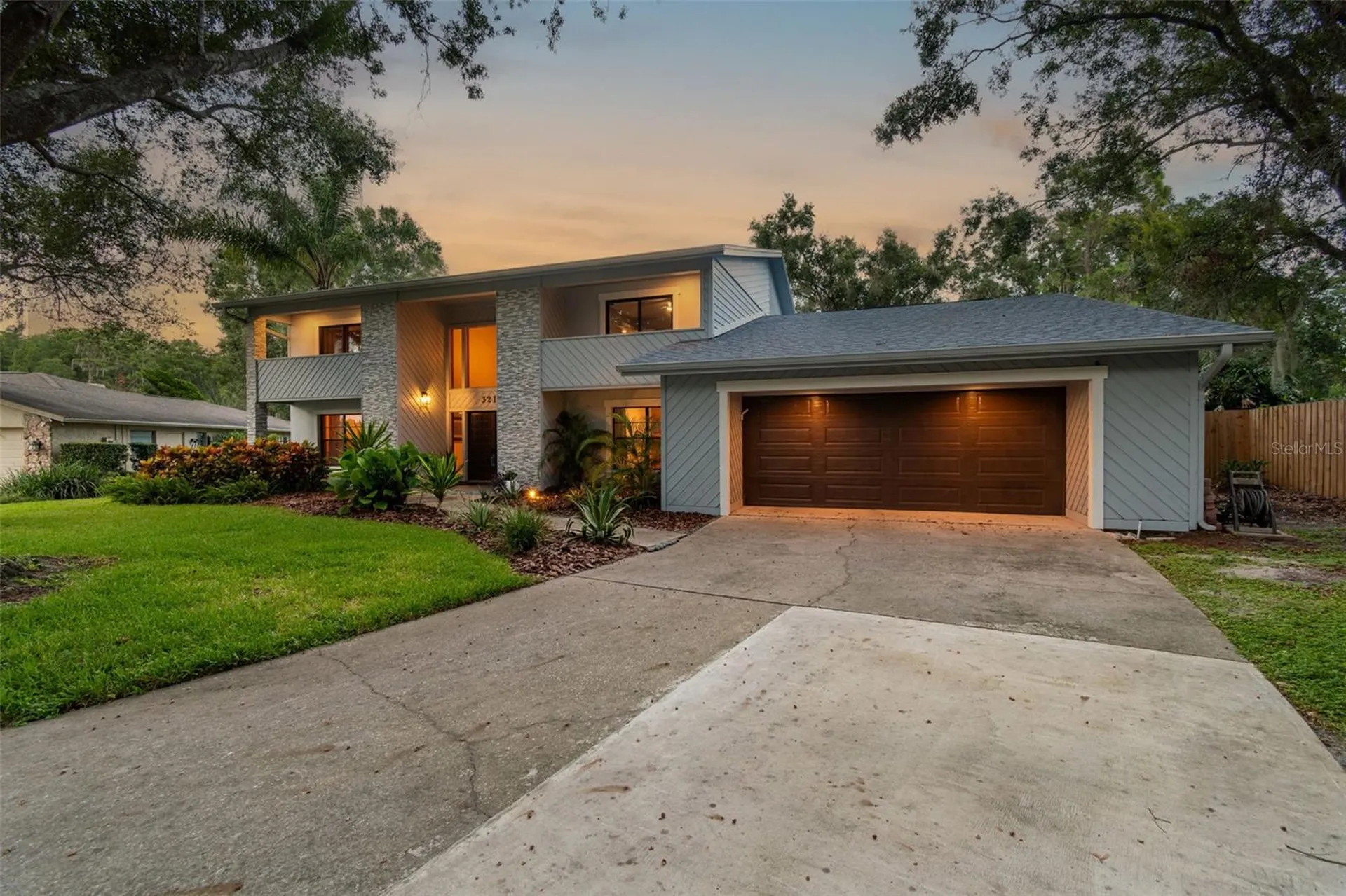 3217 Stoneybrook Lane Tampa FL 33618