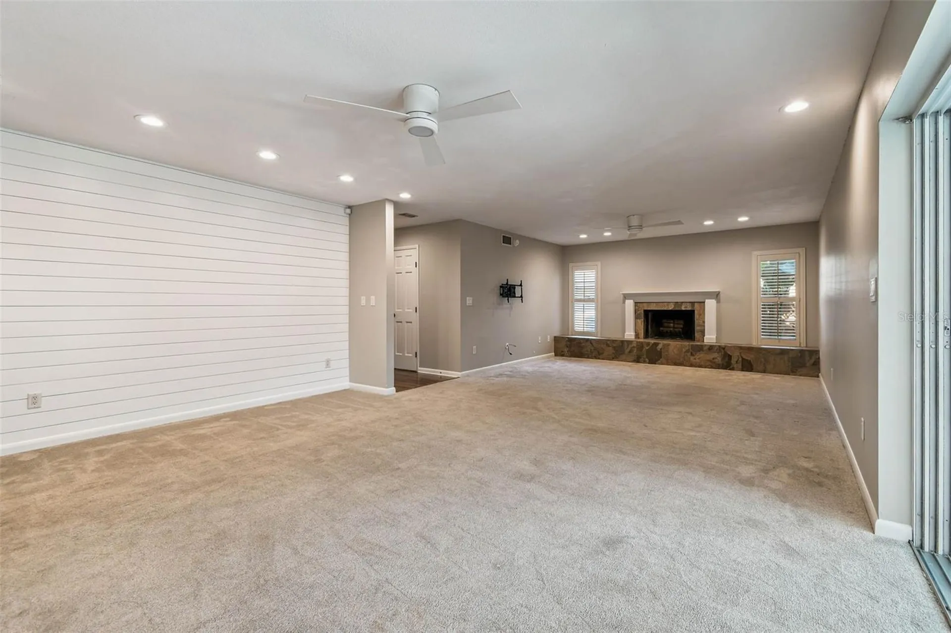 3217 Stoneybrook Lane Tampa FL 33618