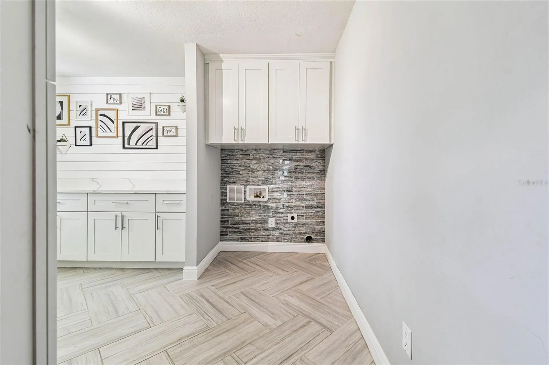 3217 Stoneybrook Lane Tampa FL 33618
