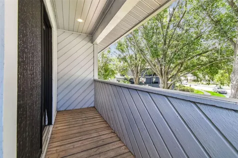 3217 Stoneybrook Lane Tampa FL 33618