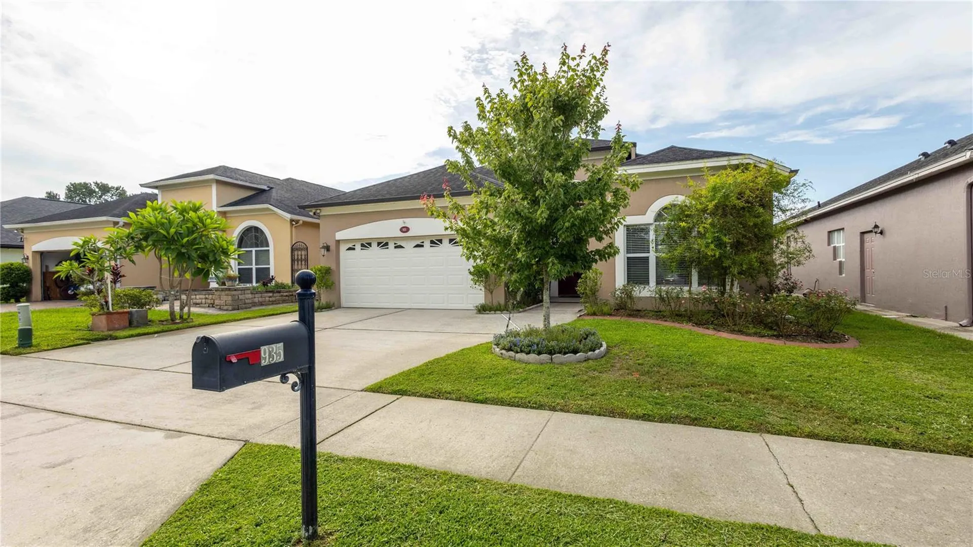 935 Ekana Green Court Oviedo FL 32765