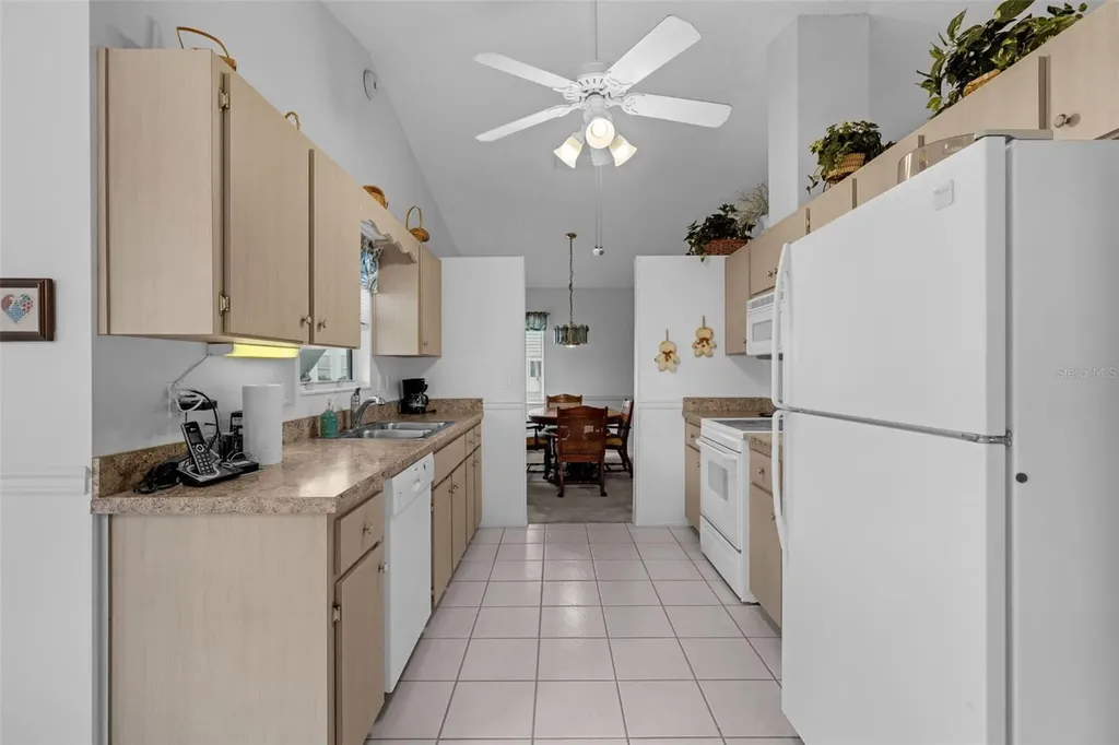 6033 Wade Street Leesburg FL 34748
