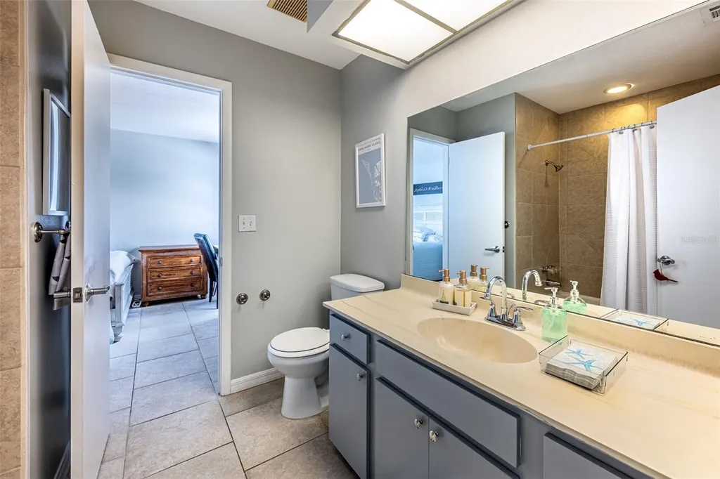 6208 7th Avenue W Bradenton FL 34209