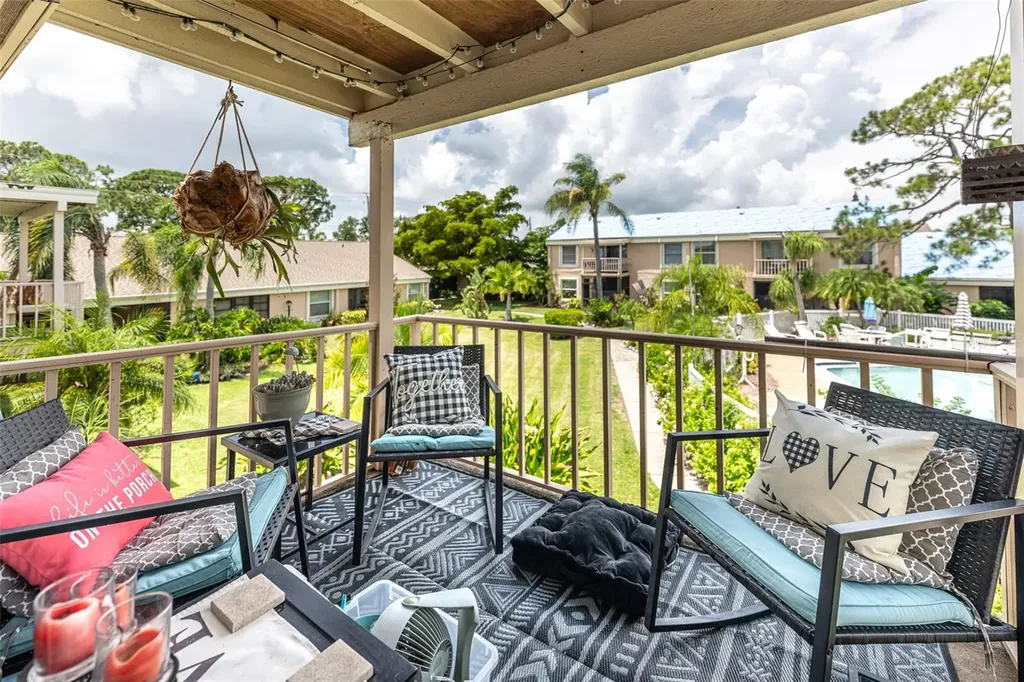 6208 7th Avenue W Bradenton FL 34209