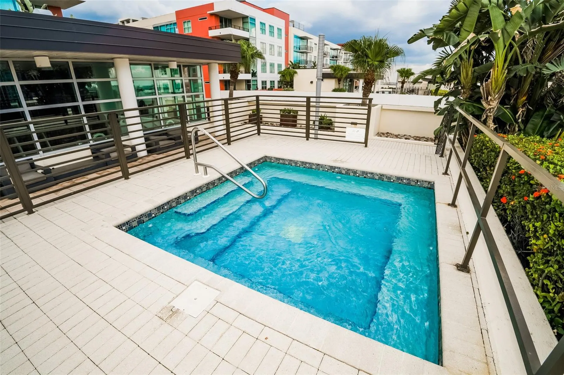 1120 E Kennedy Boulevard Tampa FL 33602