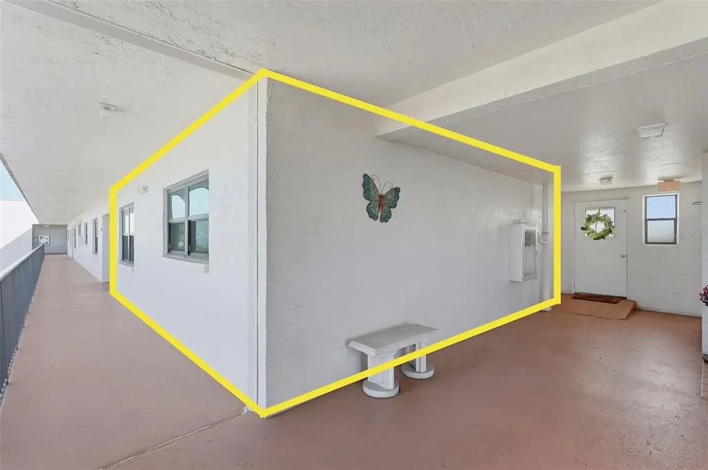 8174 Terrace Garden Drive N St Petersburg FL 33709