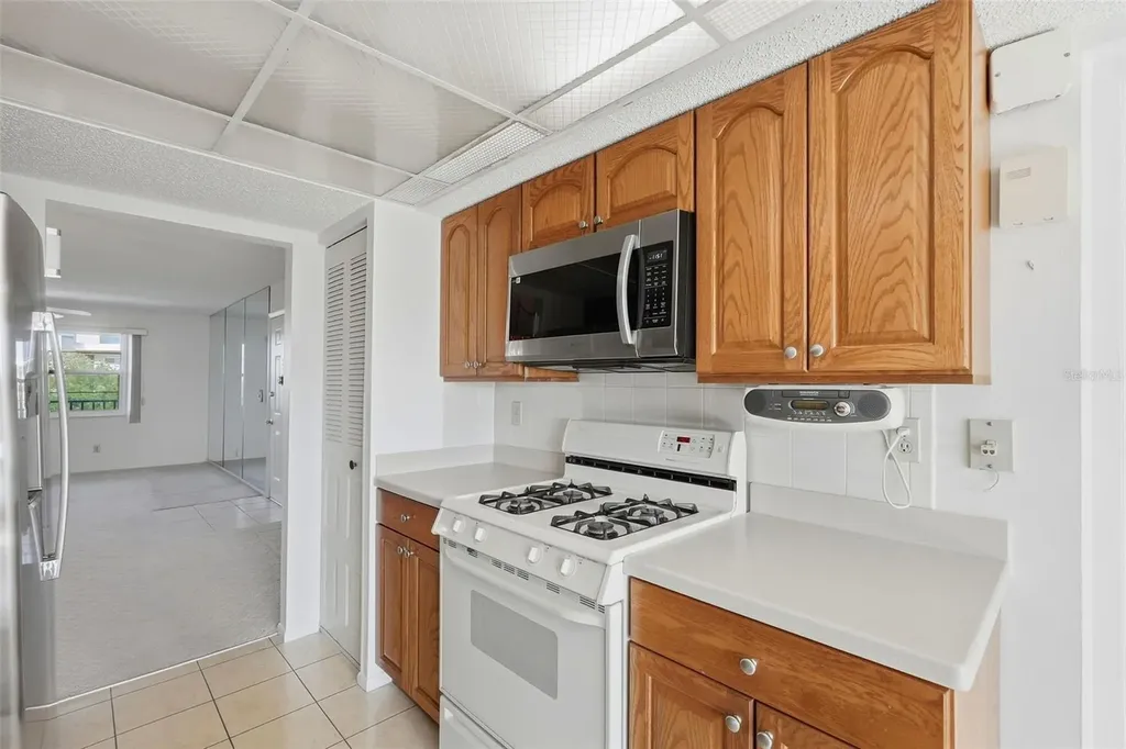 8174 Terrace Garden Drive N St Petersburg FL 33709