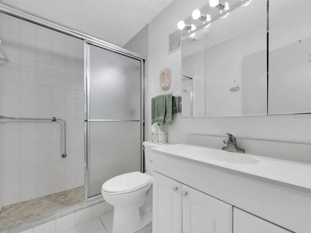 8174 Terrace Garden Drive N St Petersburg FL 33709