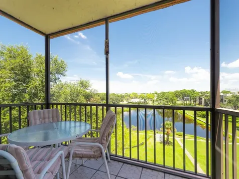 8174 Terrace Garden Drive N St Petersburg FL 33709