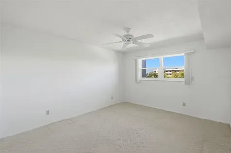 8174 Terrace Garden Drive N St Petersburg FL 33709