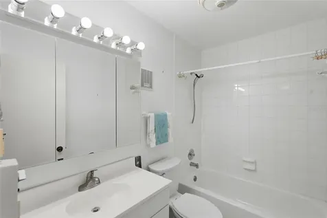 8174 Terrace Garden Drive N St Petersburg FL 33709