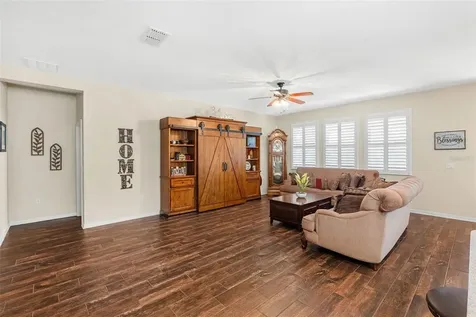 2617 Limerick Circle Grand Island FL 32735