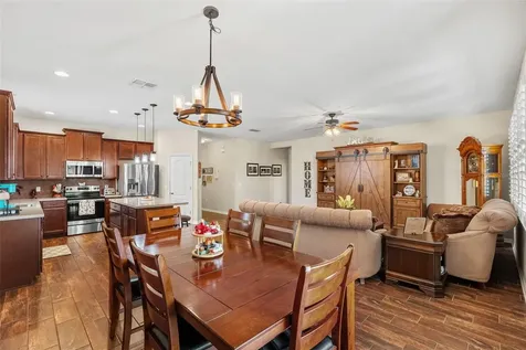 2617 Limerick Circle Grand Island FL 32735