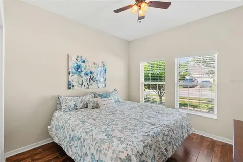 2617 Limerick Circle Grand Island FL 32735