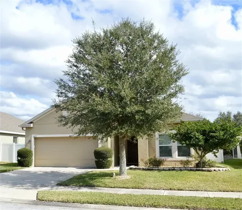 2617 Limerick Circle Grand Island FL 32735