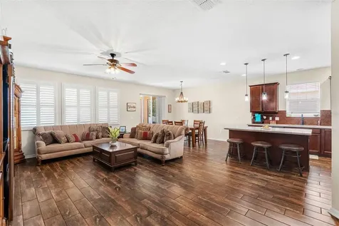2617 Limerick Circle Grand Island FL 32735