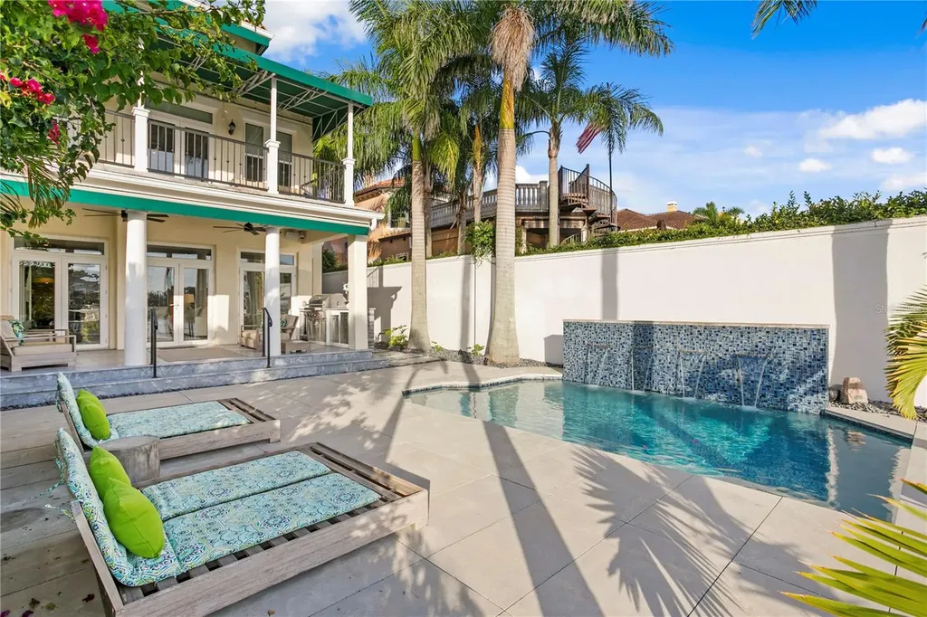 1155 Abbeys Way Tampa FL 33602