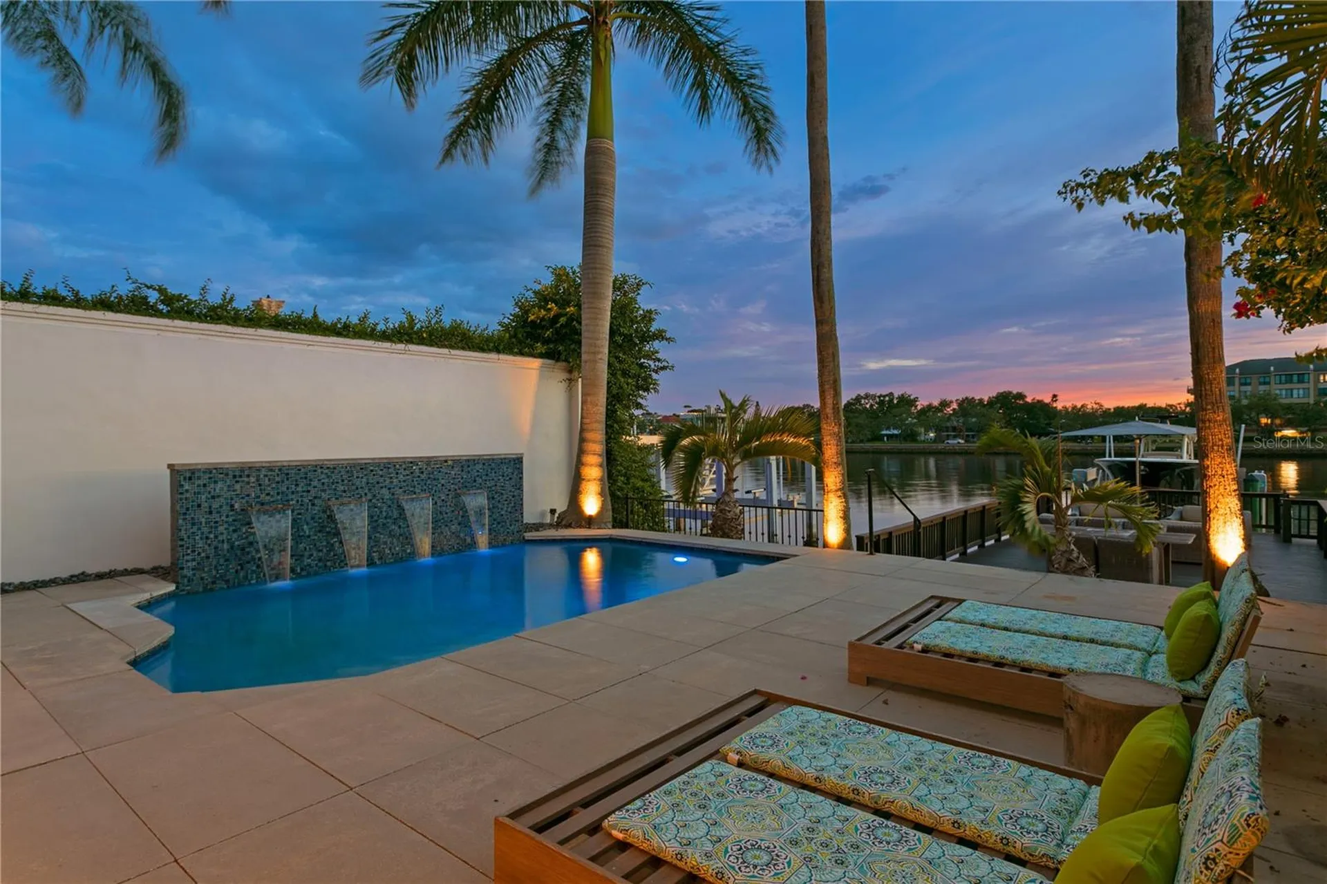 1155 Abbeys Way Tampa FL 33602