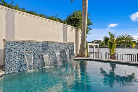 1155 Abbeys Way Tampa FL 33602