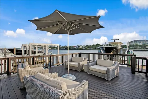 1155 Abbeys Way Tampa FL 33602