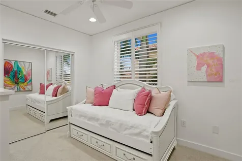 1155 Abbeys Way Tampa FL 33602