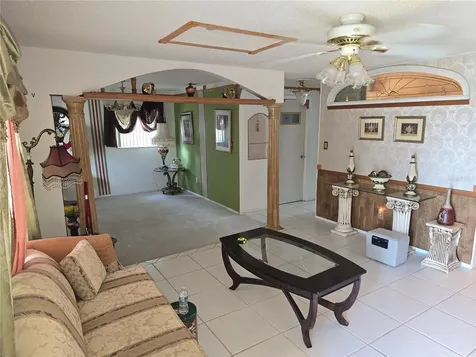 104 Hughes Avenue Sanford FL 32771