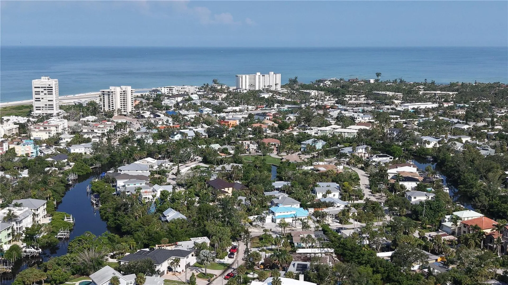 5302 Las Rosas Sarasota FL 34242