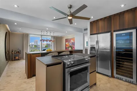 548 Hoare Street Laguna San Juan PR 00907