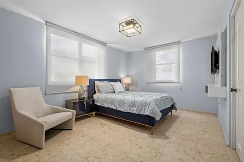 548 Hoare Street Laguna San Juan PR 00907