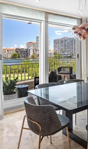 548 Hoare Street Laguna San Juan PR 00907
