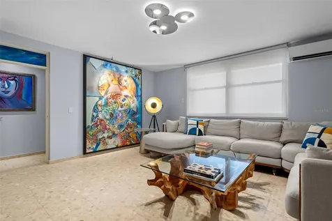 548 Hoare Street Laguna San Juan PR 00907