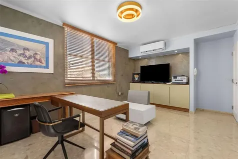 548 Hoare Street Laguna San Juan PR 00907