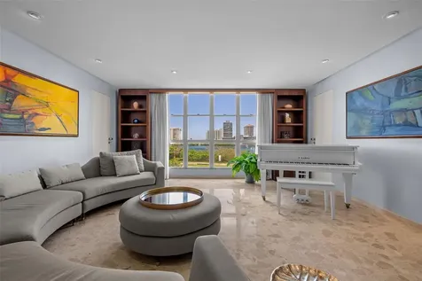 548 Hoare Street Laguna San Juan PR 00907
