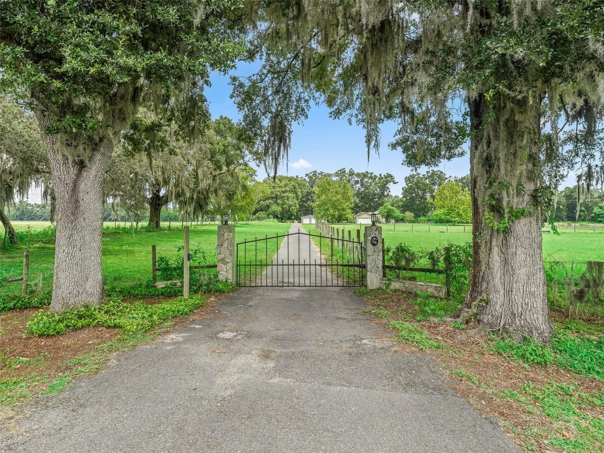 1975 SE 150th Street Summerfield FL 34491