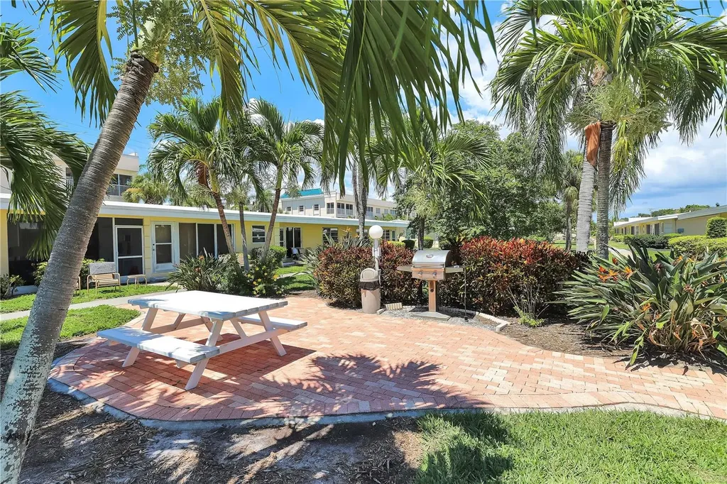 6006 Midnight Pass Road Sarasota FL 34242