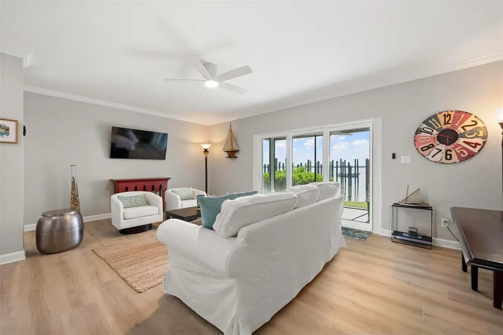 6005 N Beach Road Englewood FL 34223