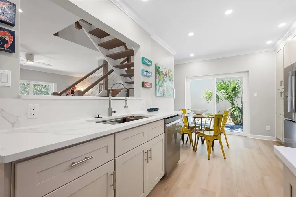 6005 N Beach Road Englewood FL 34223