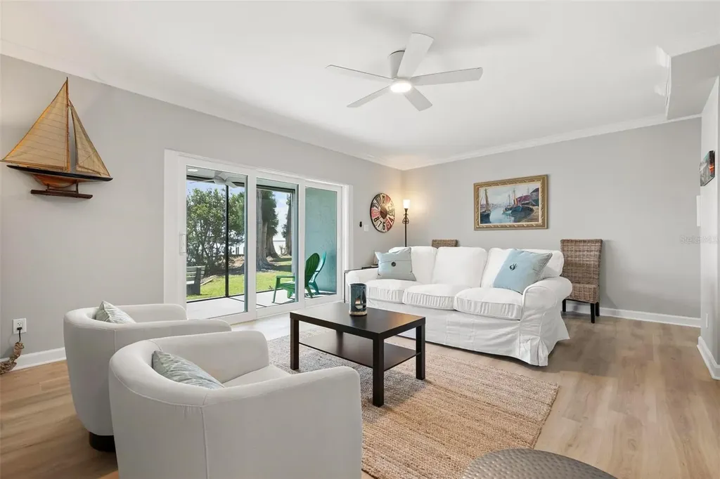 6005 N Beach Road Englewood FL 34223