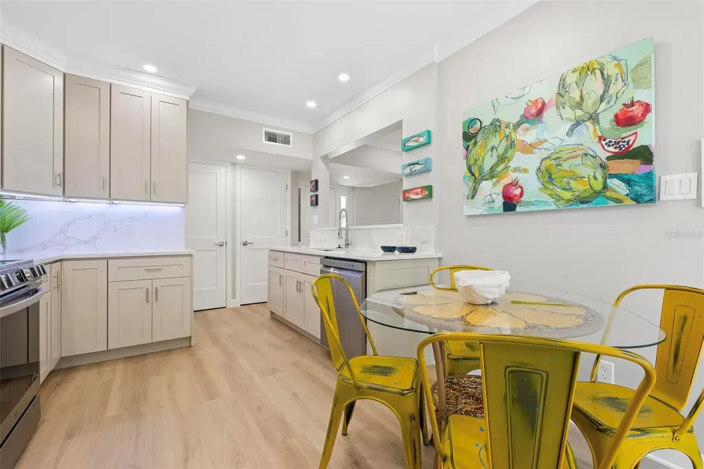 6005 N Beach Road Englewood FL 34223