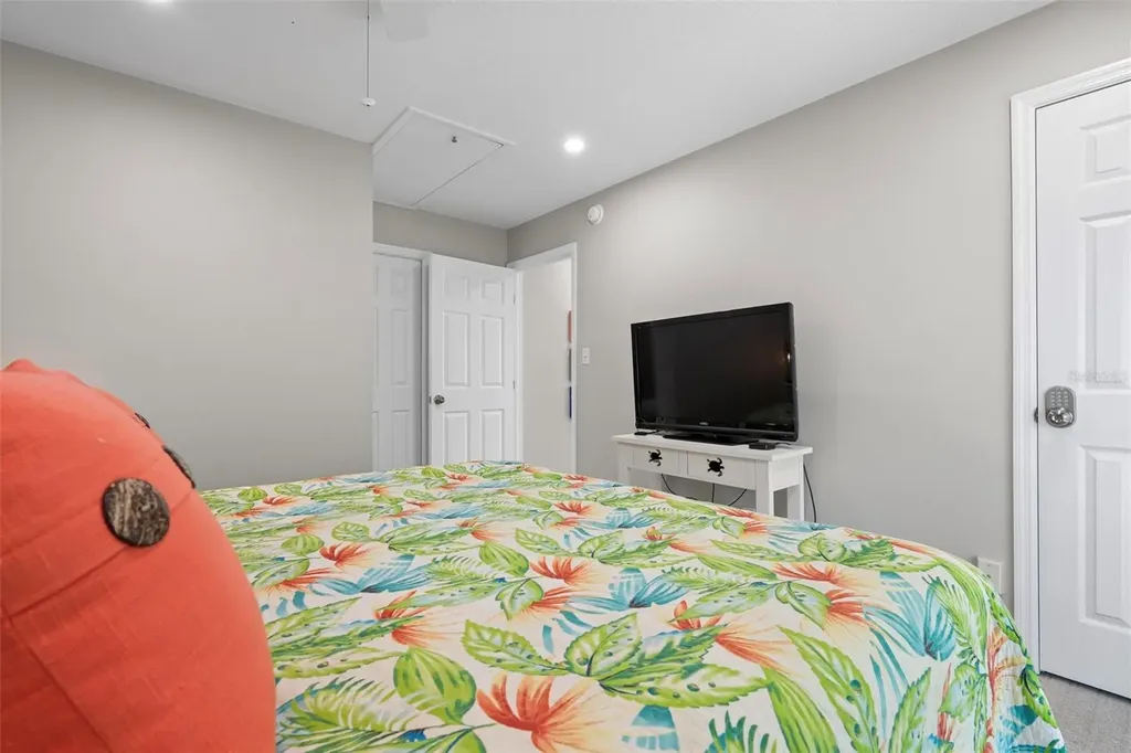 6005 N Beach Road Englewood FL 34223