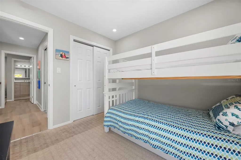 6005 N Beach Road Englewood FL 34223