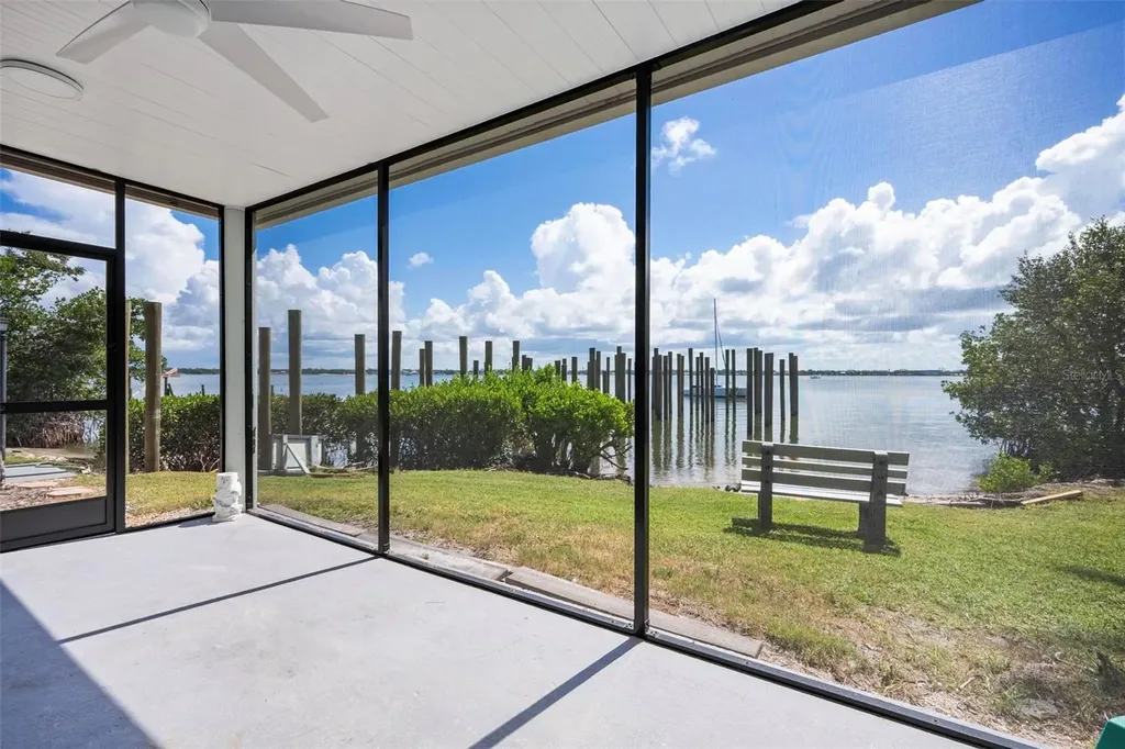 6005 N Beach Road Englewood FL 34223