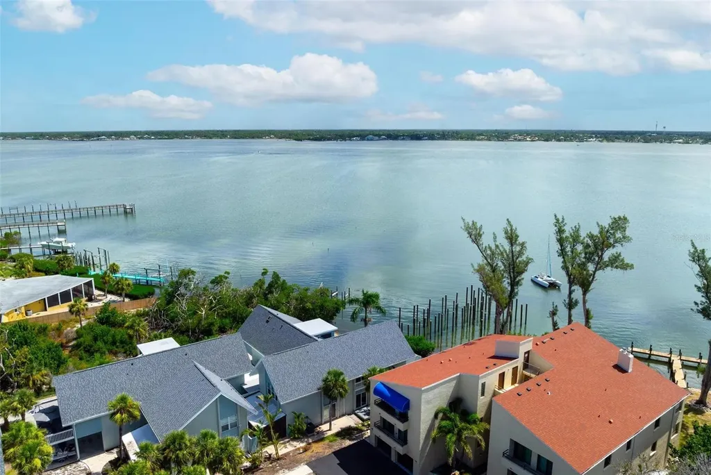 6005 N Beach Road Englewood FL 34223