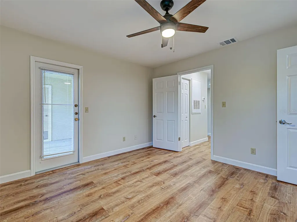 4008 Crockers Lake Boulevard Sarasota FL 34238