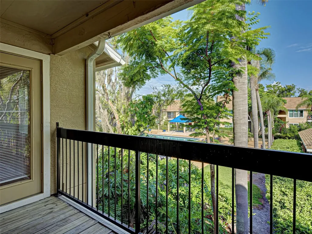 4008 Crockers Lake Boulevard Sarasota FL 34238