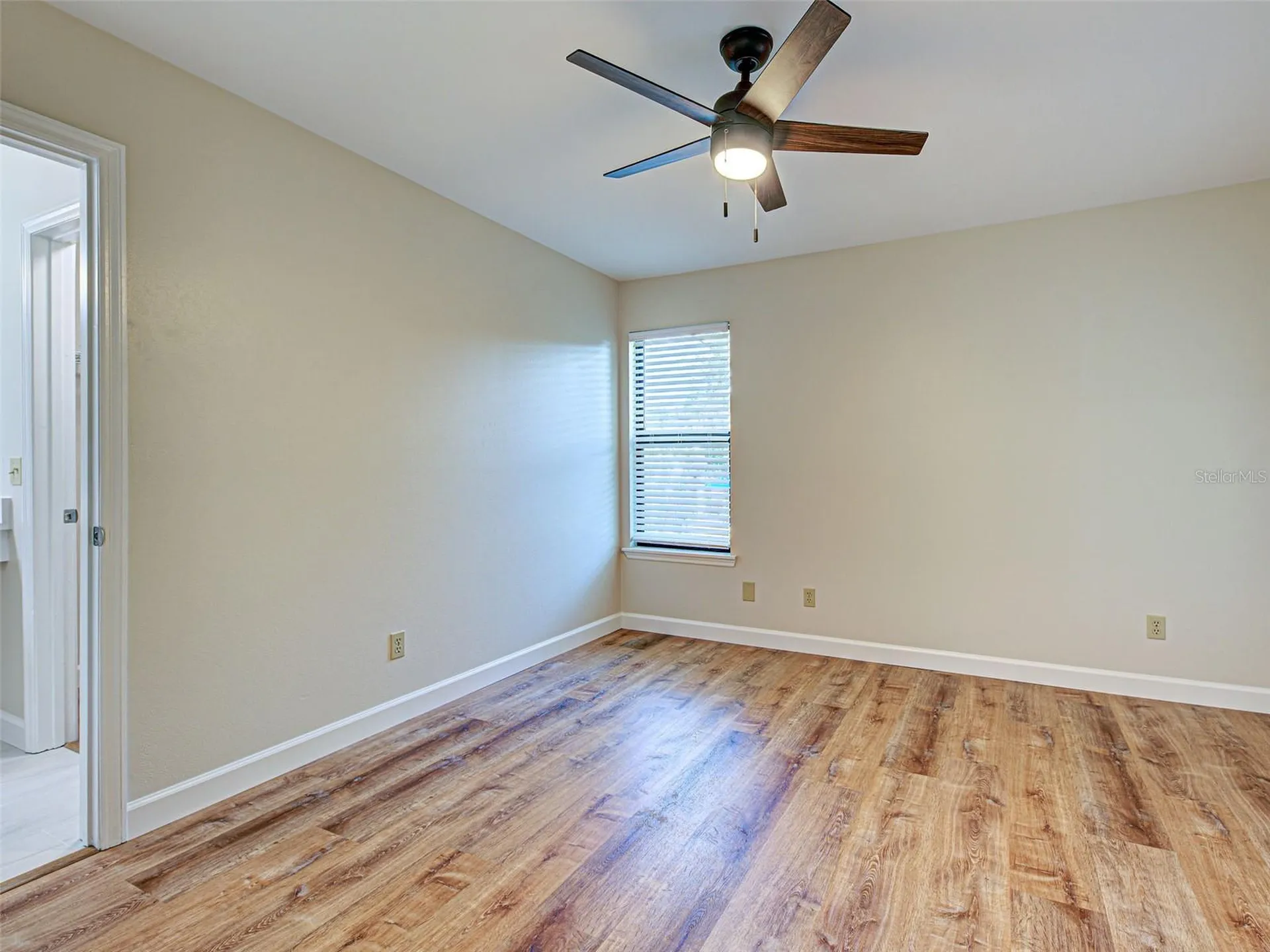 4008 Crockers Lake Boulevard Sarasota FL 34238
