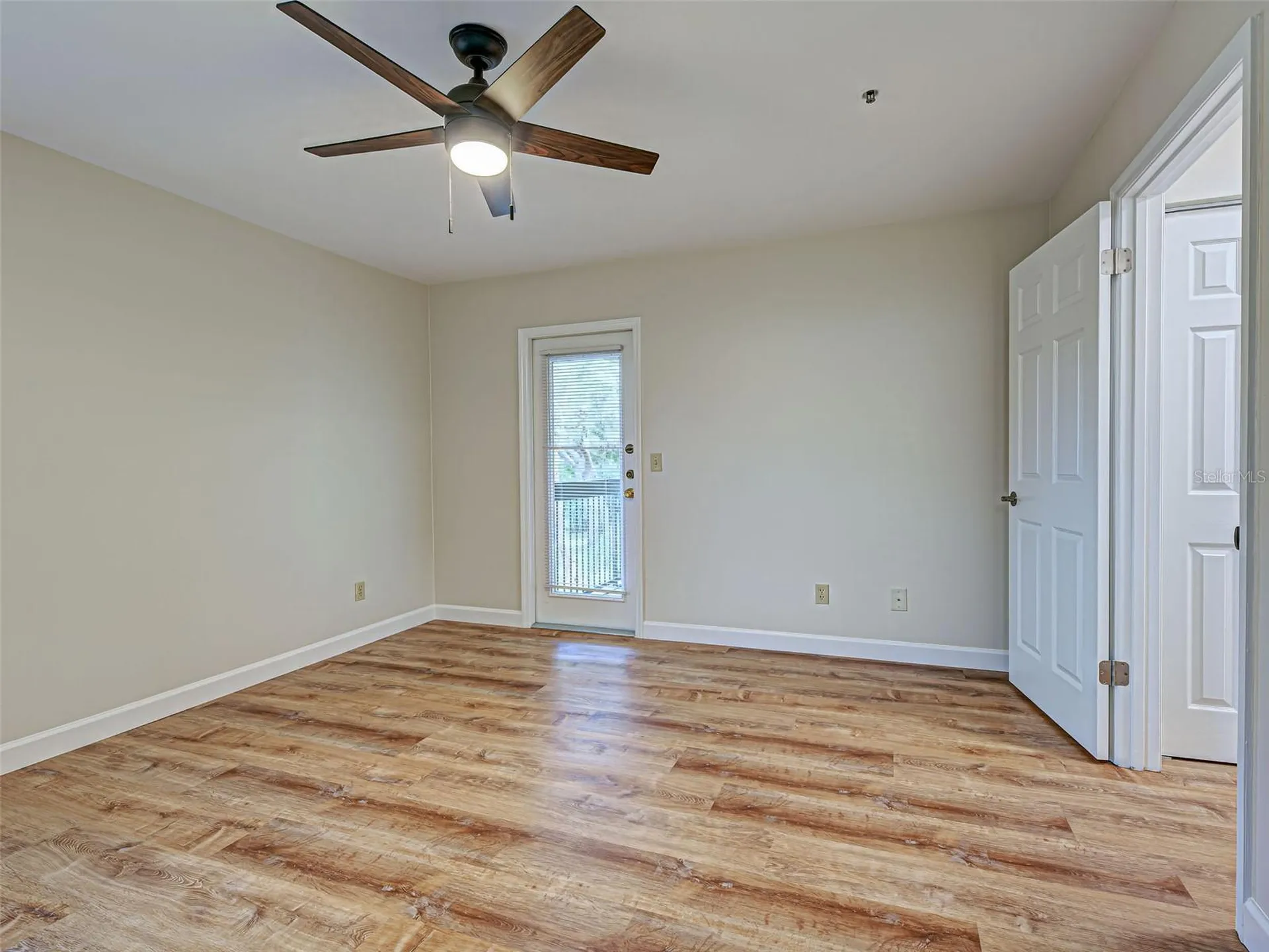 4008 Crockers Lake Boulevard Sarasota FL 34238