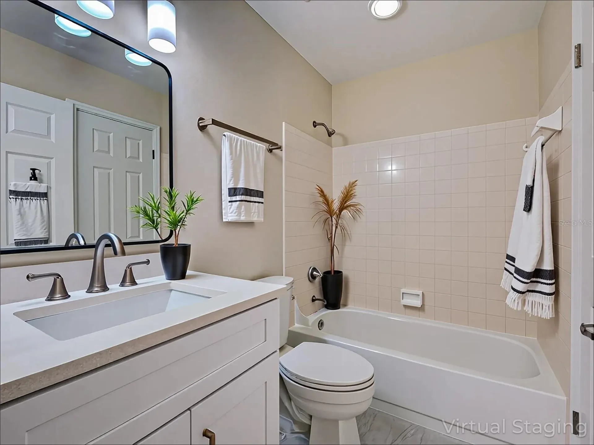 4008 Crockers Lake Boulevard Sarasota FL 34238